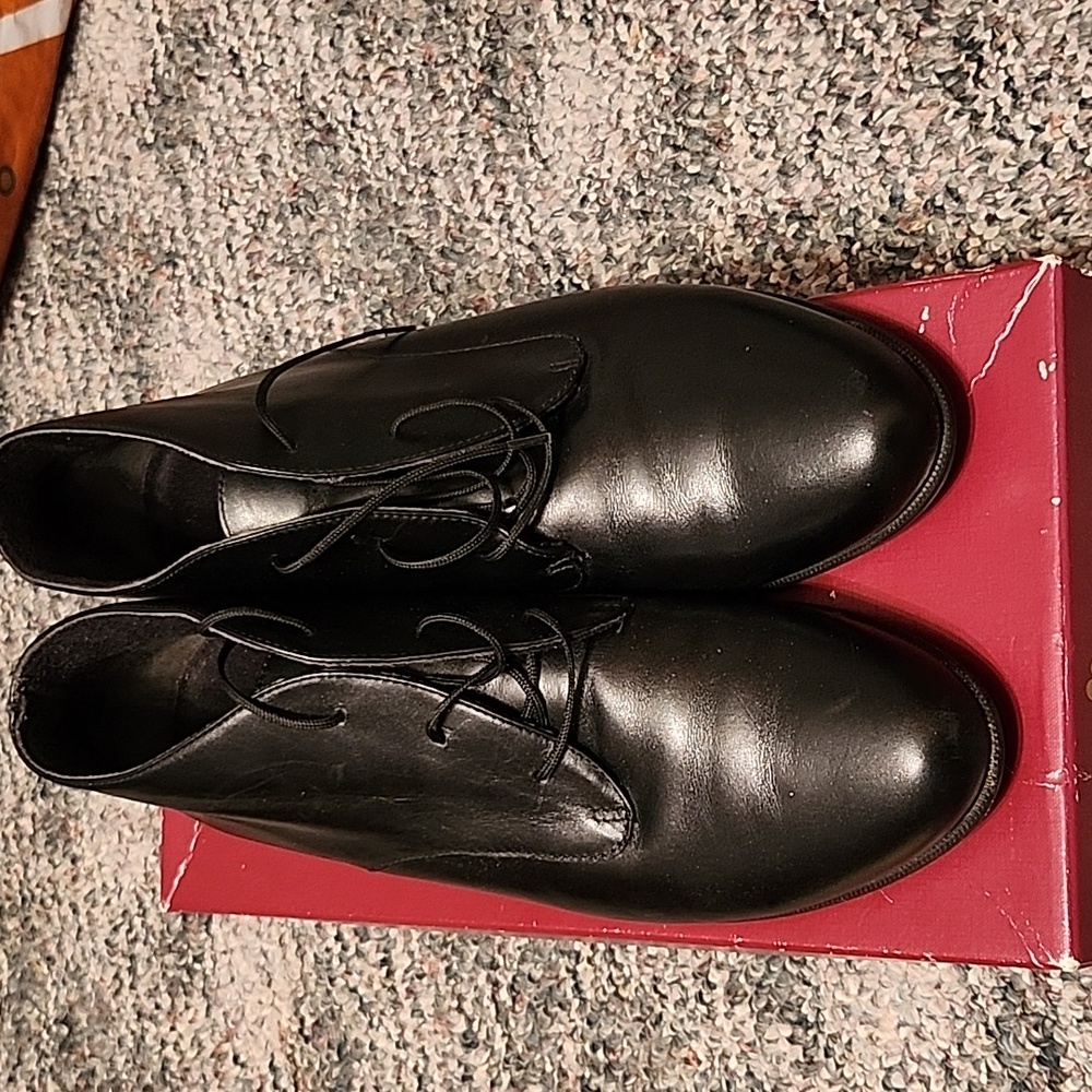 Munro booties